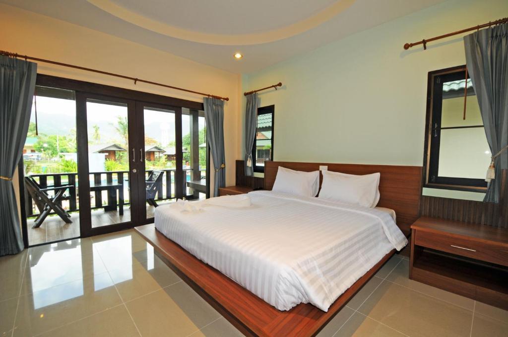 Phatcharee Resort Baan Tai Phòng bức ảnh
