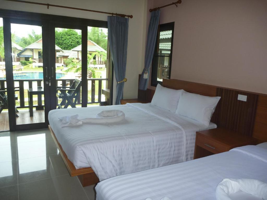 Phatcharee Resort Baan Tai Phòng bức ảnh