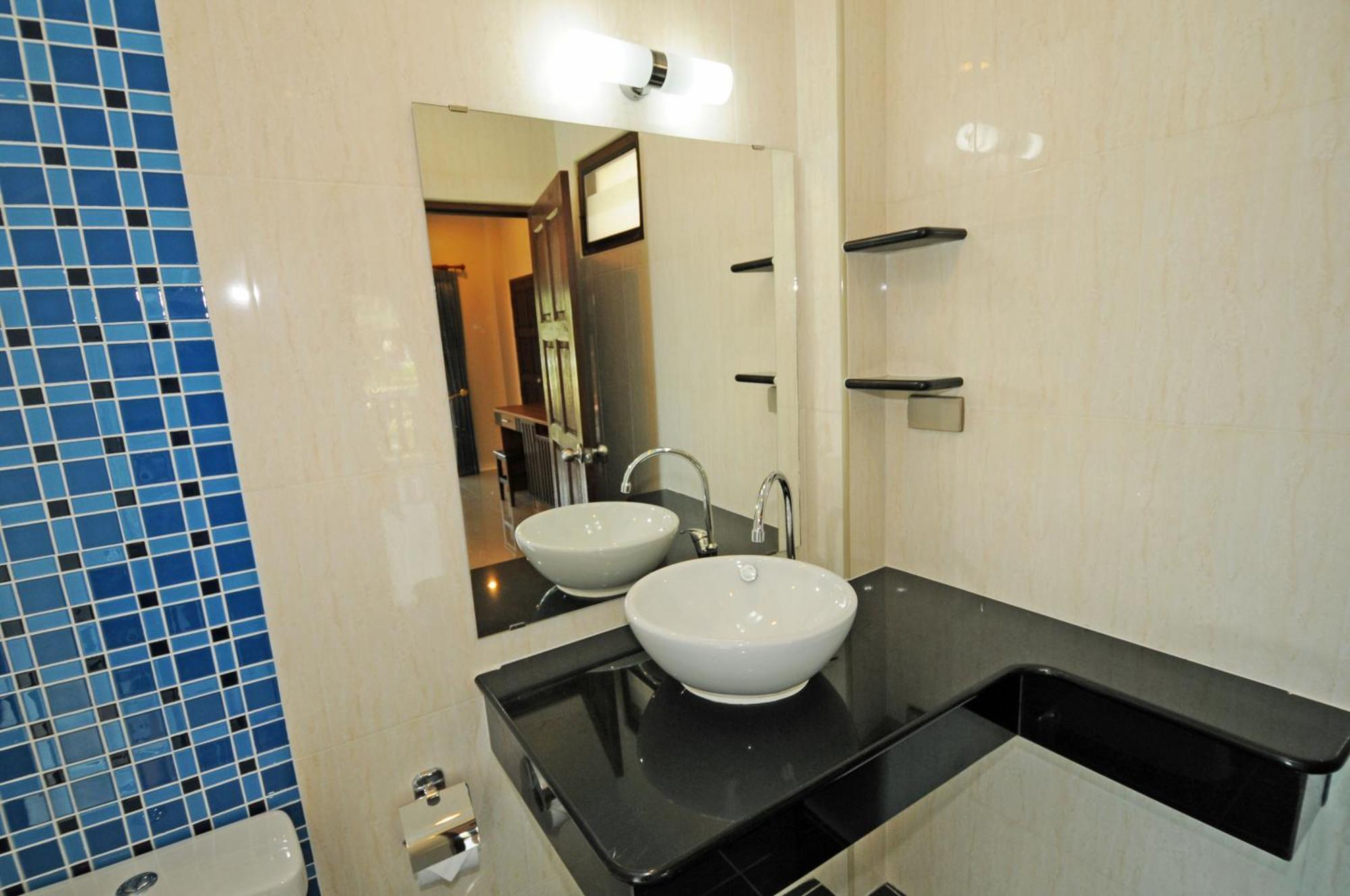 Phatcharee Resort Baan Tai Ngoại thất bức ảnh