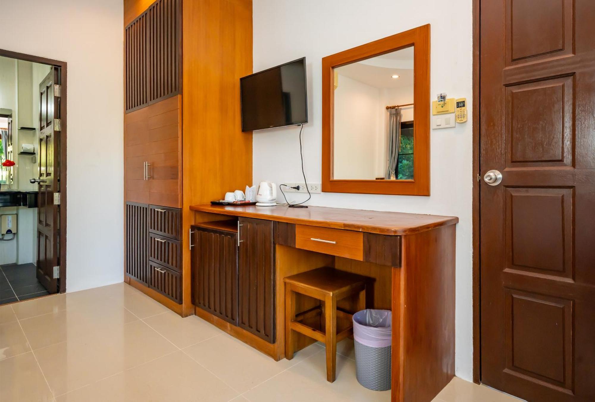 Phatcharee Resort Baan Tai Ngoại thất bức ảnh