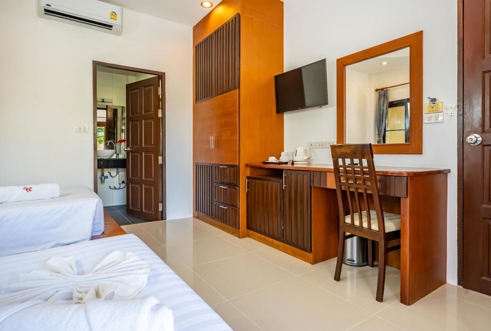Phatcharee Resort Baan Tai Ngoại thất bức ảnh